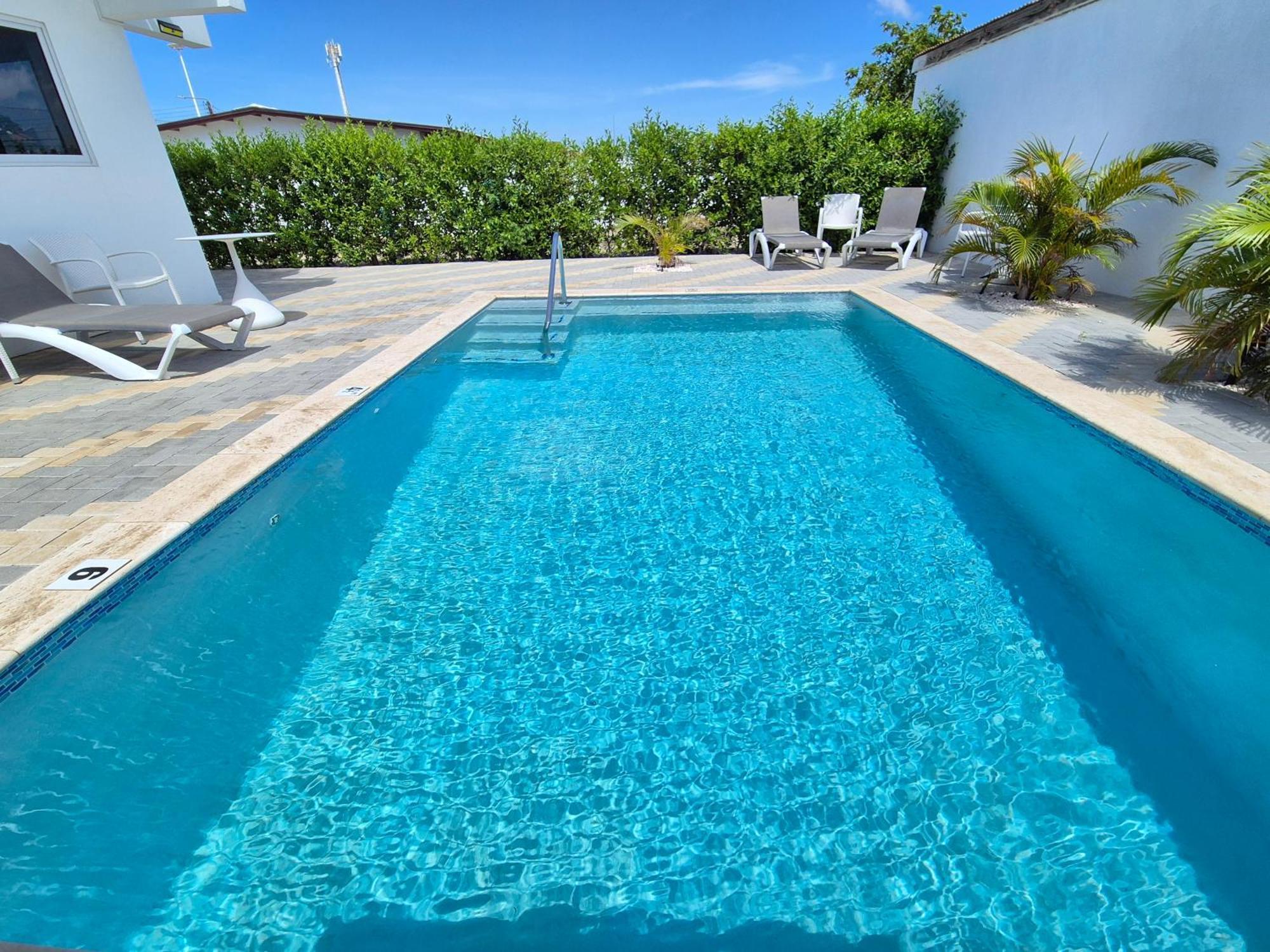 אורנג'סטאד Ocean Breeze Apartments In Aruba מראה חיצוני תמונה