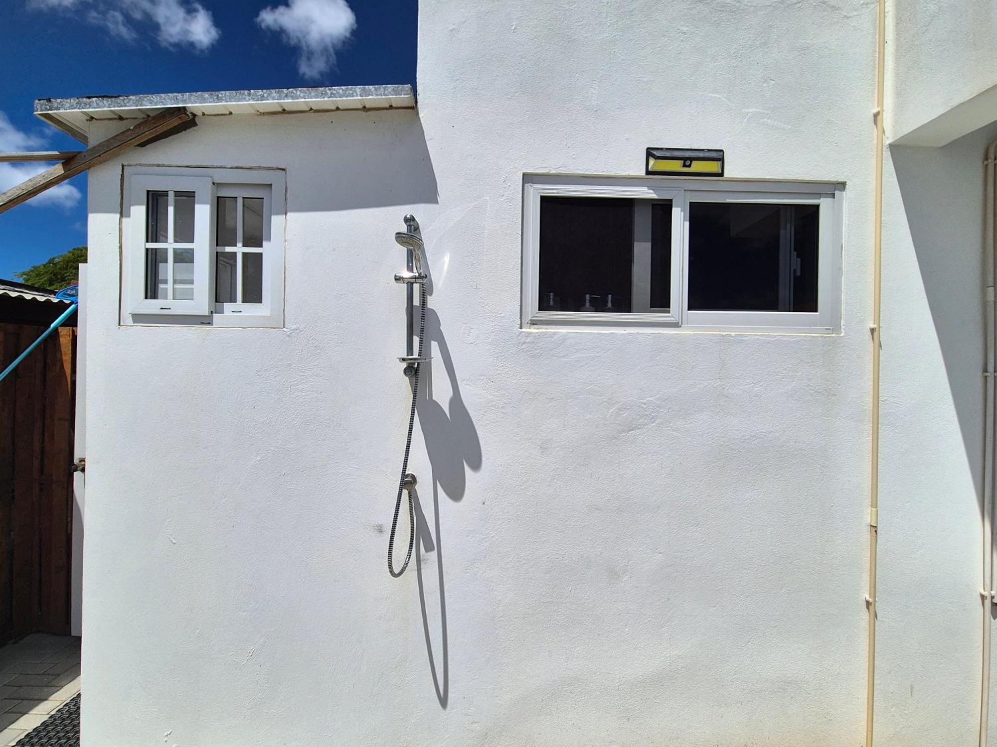 אורנג'סטאד Ocean Breeze Apartments In Aruba מראה חיצוני תמונה