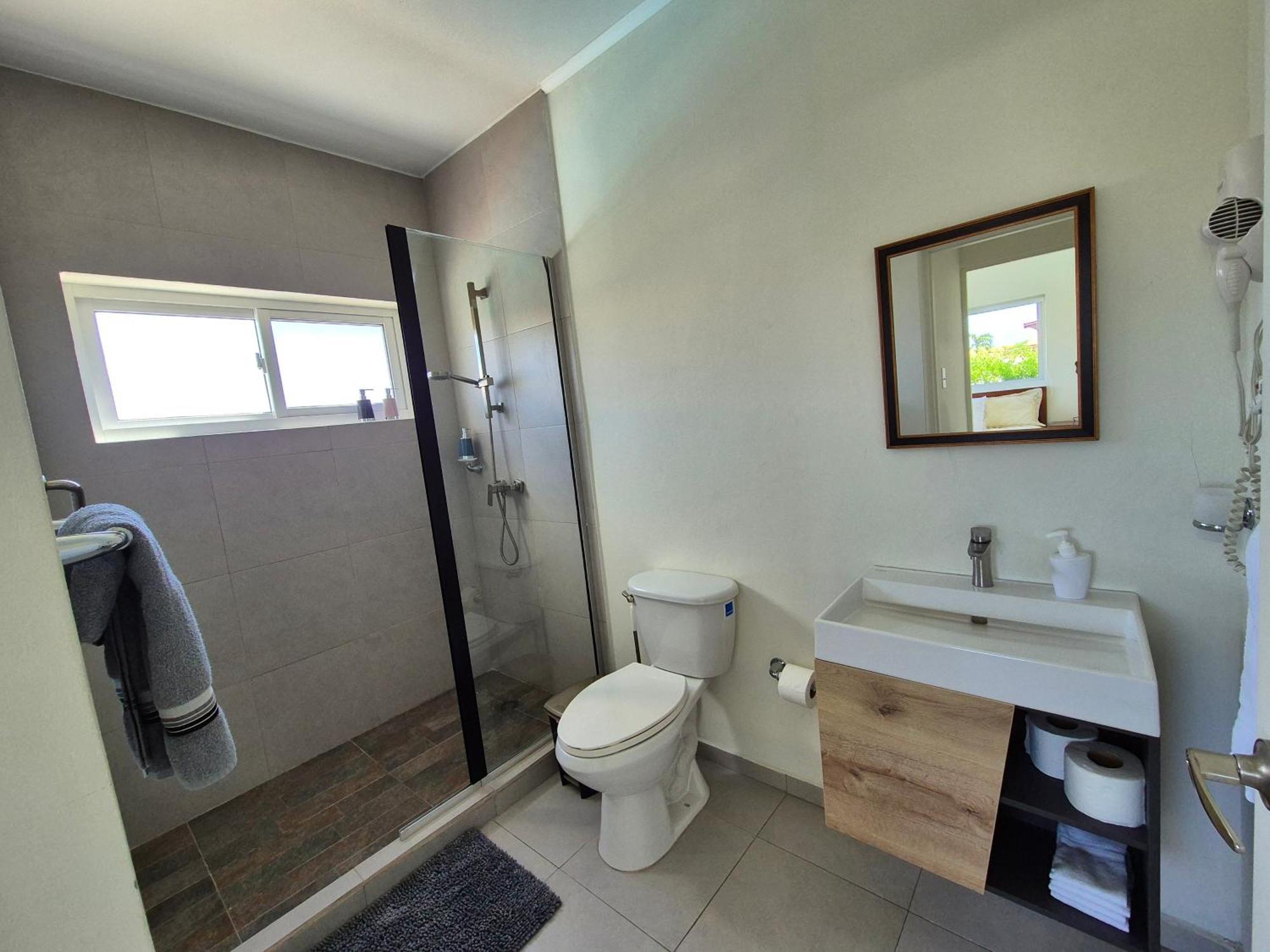 אורנג'סטאד Ocean Breeze Apartments In Aruba מראה חיצוני תמונה